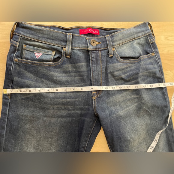 Guess Slim Jeans - Picture 8 of 9